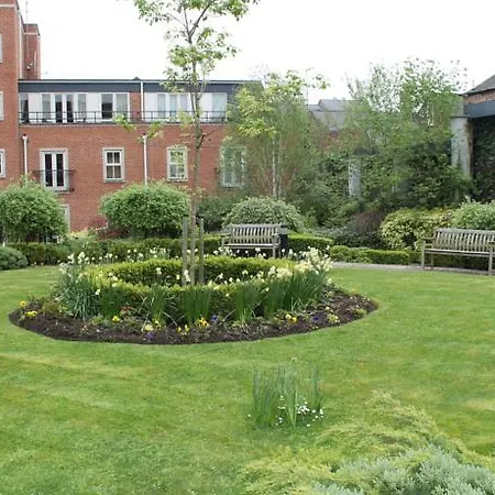 Apartment 135 Centurion Square * York